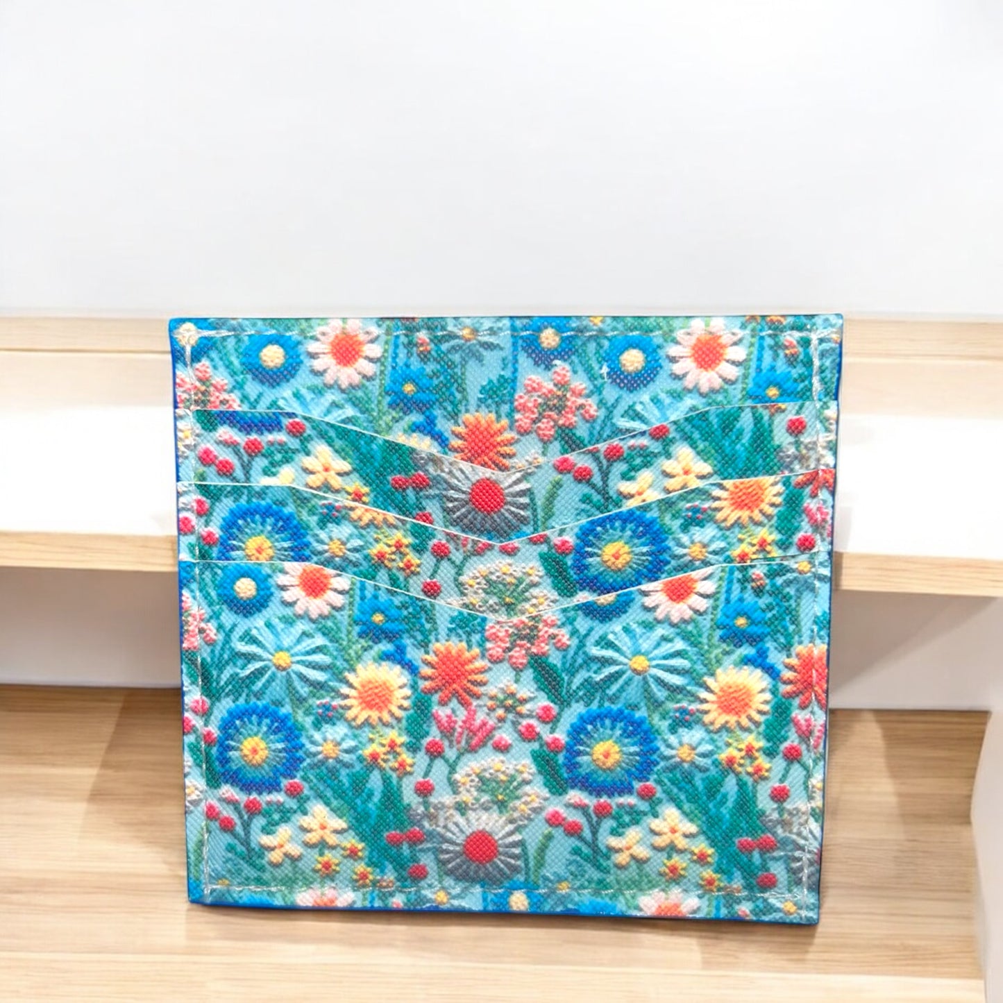 Button Flowers Essential Wallet