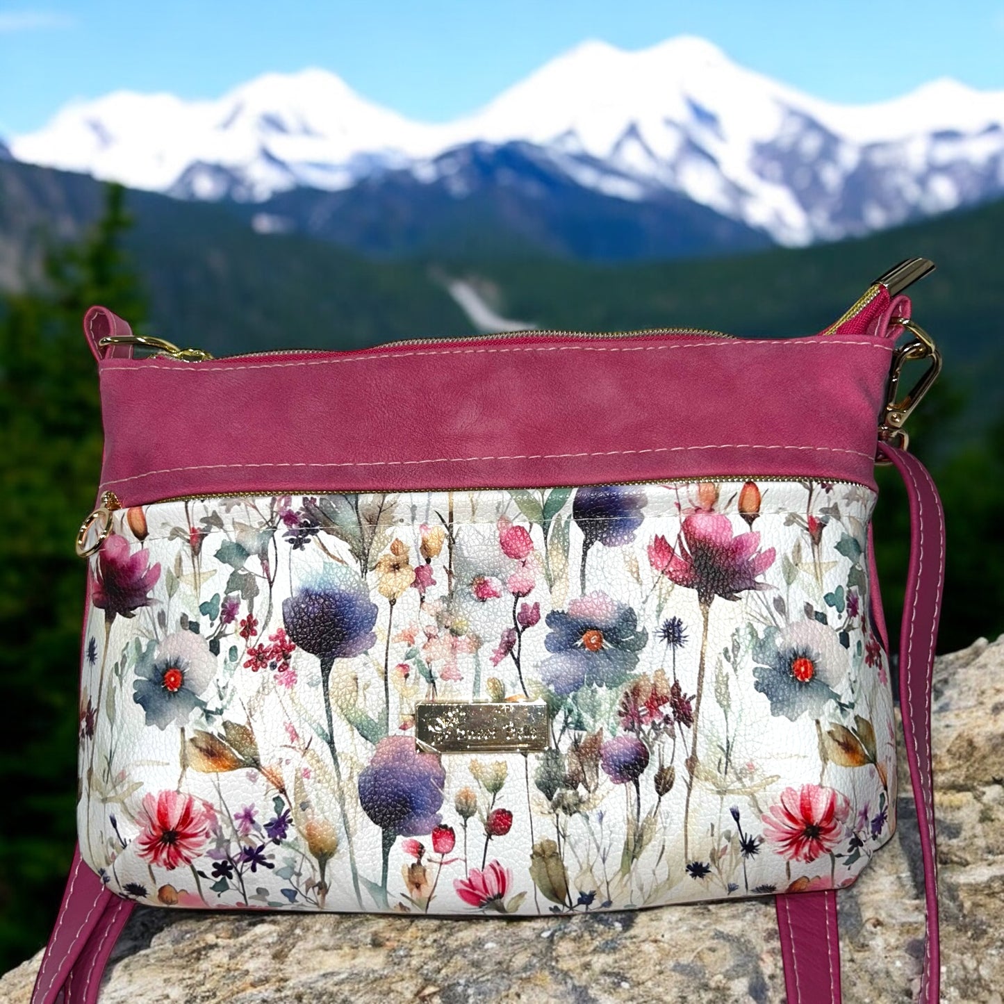 Fuchsia Starburn Crossbody Bag