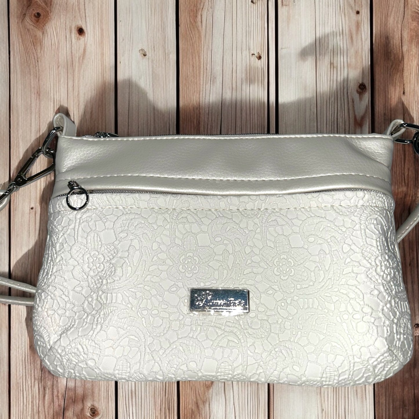 Ivory Lace Starburn Crossbody Bag