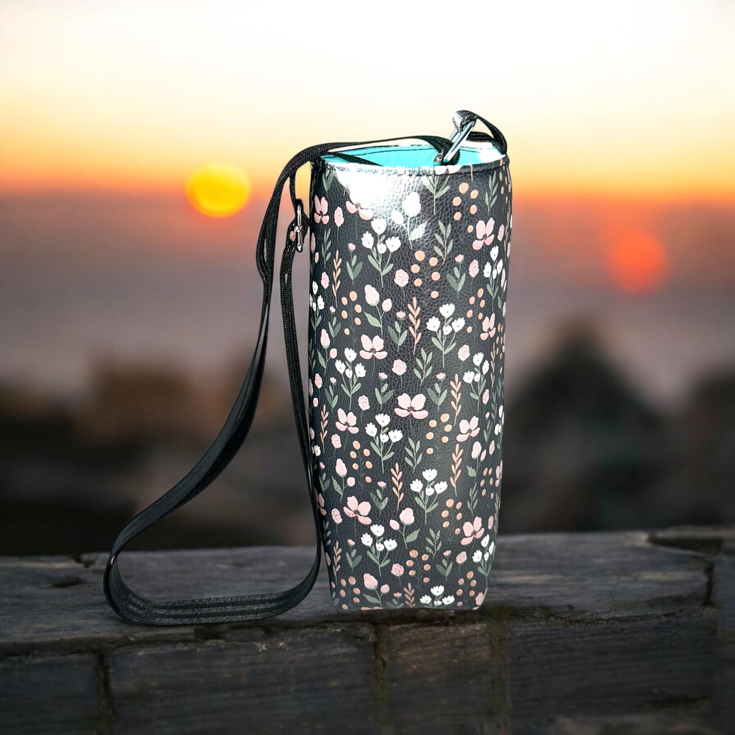 Meadow Water Bottle Carrier Bag