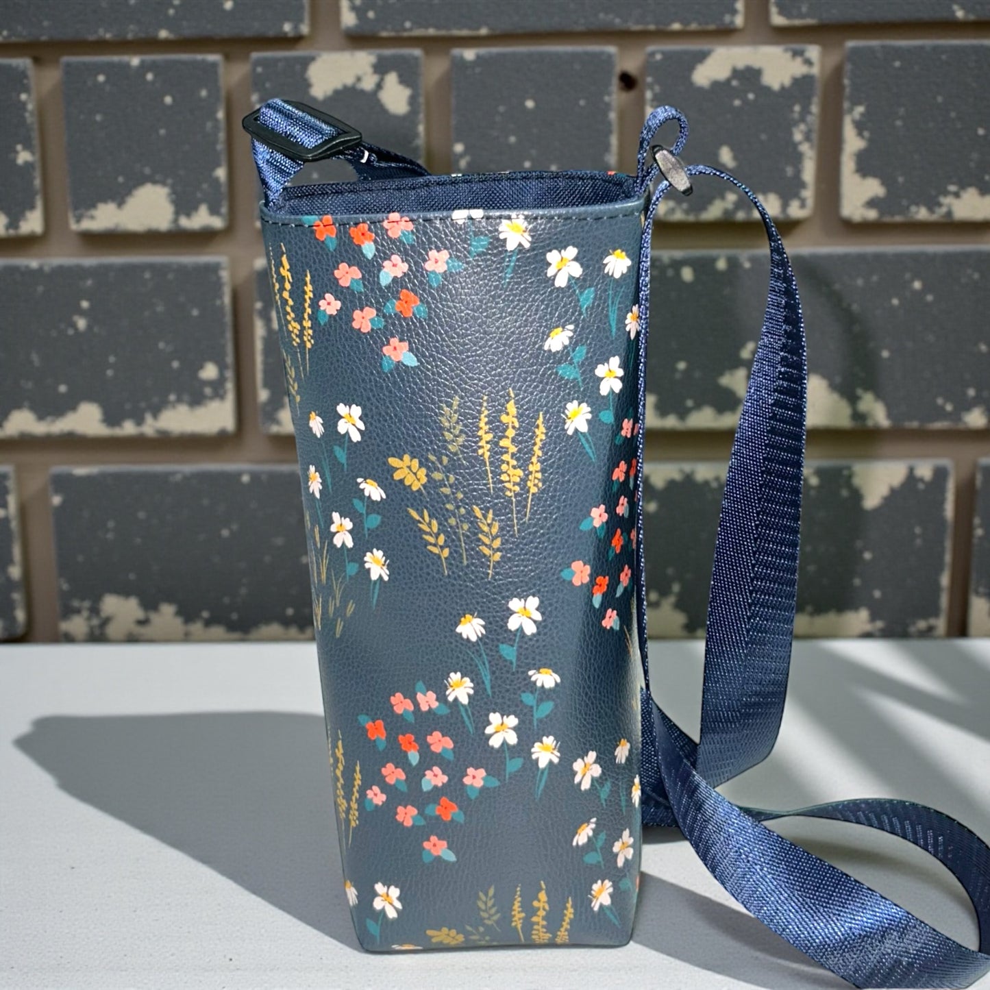 Water Bottle Carrier Bag